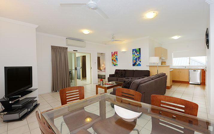 Central Plaza Three Bedroom Apartments